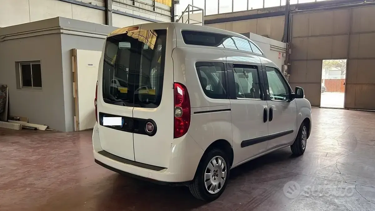 Usata Fiat Doblò 120 CV (88 kW) 2014 Bianco Monovolume