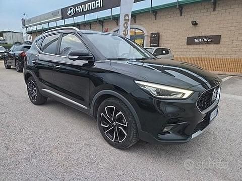 Usata MG ZS Luxury 116 CV (85 kW) 2025 Nero SUV