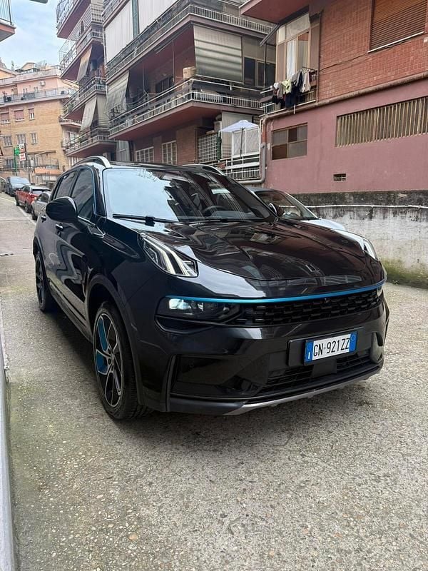Usata Lynk & Co 01 179 CV (131 kW) 2023 Nero SUV