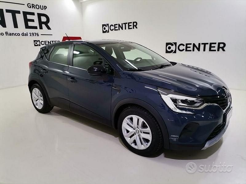 Usata Renault Captur Zen 145 CV (106 kW) 2022 Verde SUV