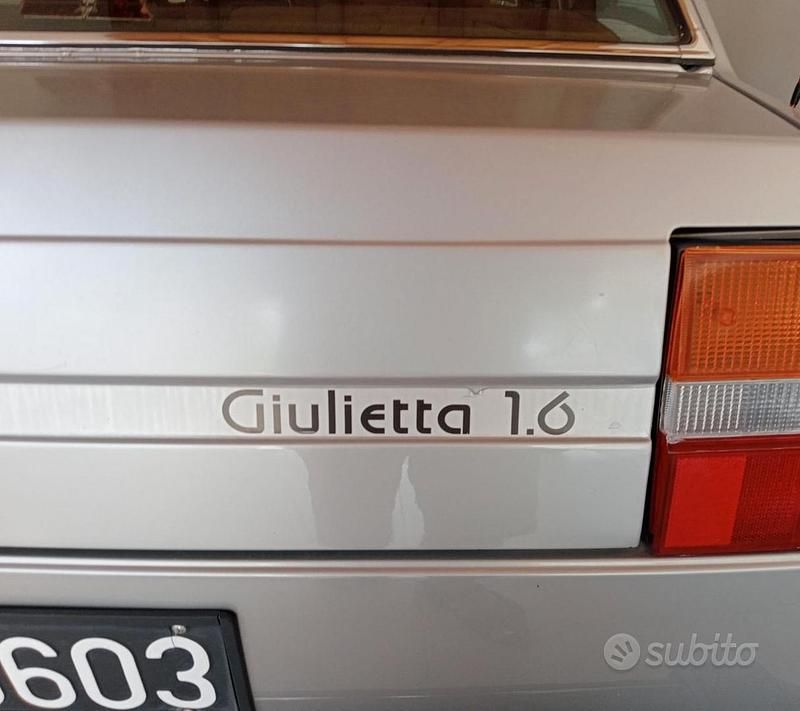 Usata Alfa Romeo Giulietta 109 CV (80 kW) 1980 Utilitaria