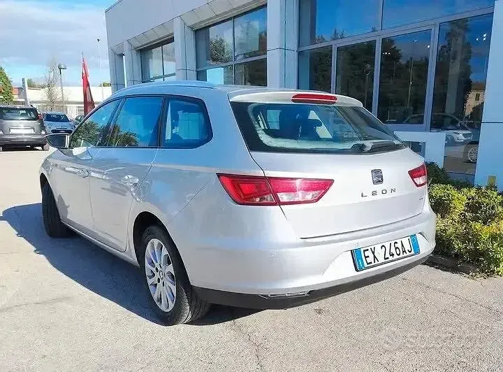 Usata Seat Leon ST Style 105 CV (77 kW) 2014 Grigio Station wagon