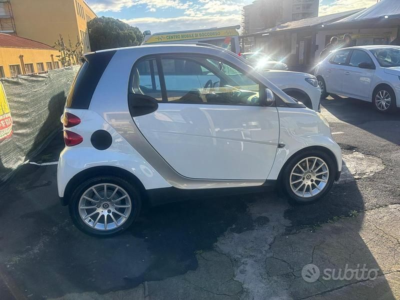 Bianco Usata 2007 Smart ForFour Utilitaria | 4800 € - Immagine 1/4