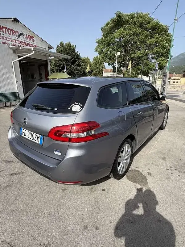 Usata Peugeot 308 SW Business-Line 120 CV (88 kW) 2016 Station wagon