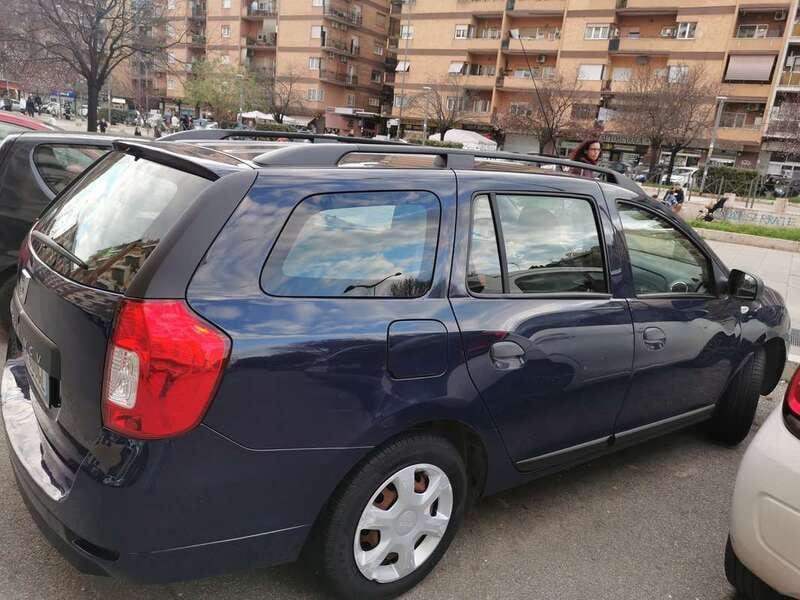 Usata Dacia Logan Ambiance 75 CV (55 kW) 2015 Blu/azzurro Berlina