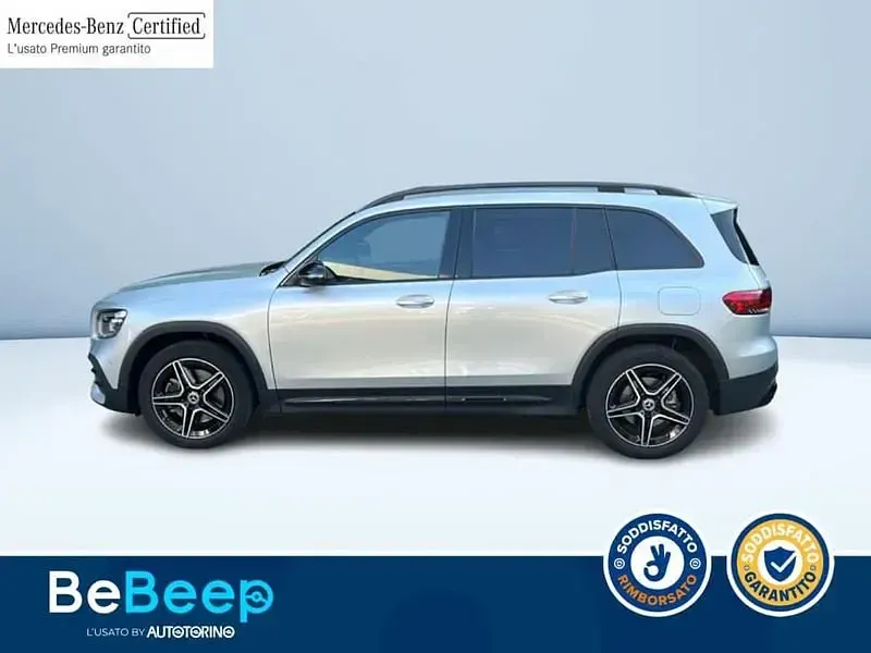 Usata Mercedes GLB220 Premium 190 CV (139 kW) 2023 Argento metallizzato SUV
