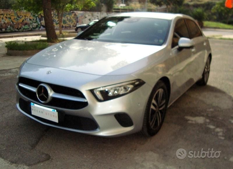 Usata Mercedes A220 190 CV (139 kW) 2019 Grigio Berlina