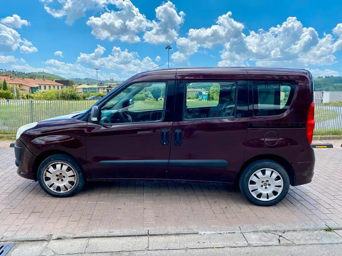 Usata Fiat Doblò 120 CV (88 kW) 2012 Monovolume