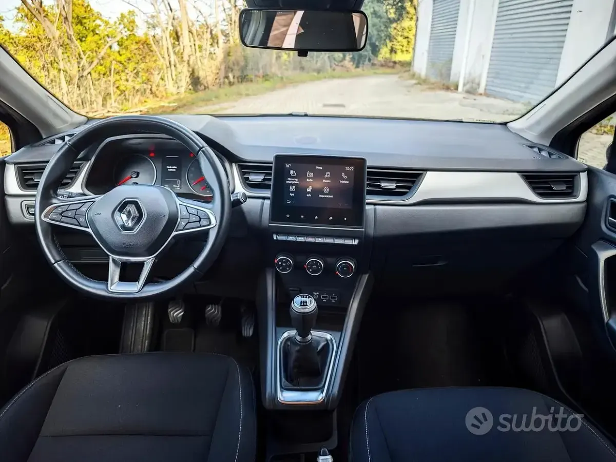 Usata Renault Captur Intens 95 CV (69 kW) 2020 Blu SUV