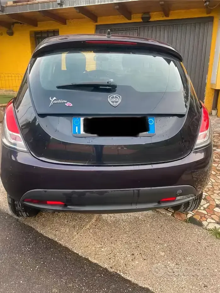 Usata Lancia Ypsilon 54 CV (39 kW) 2013 Utilitaria