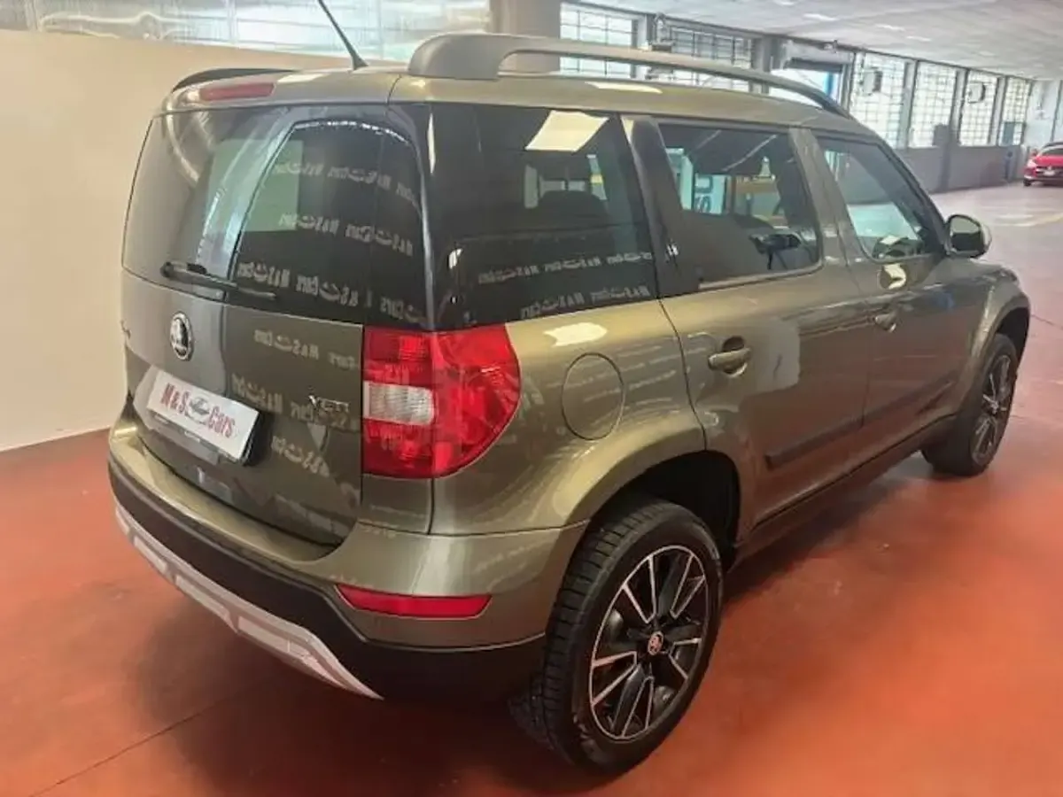 Usata Skoda Yeti Ambition 110 CV (80 kW) 2016 Bronzo SUV