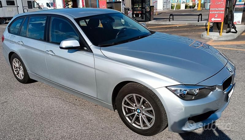 Begagnad BMW 318 143 HK (105 kW) 2014 Grå Kombi