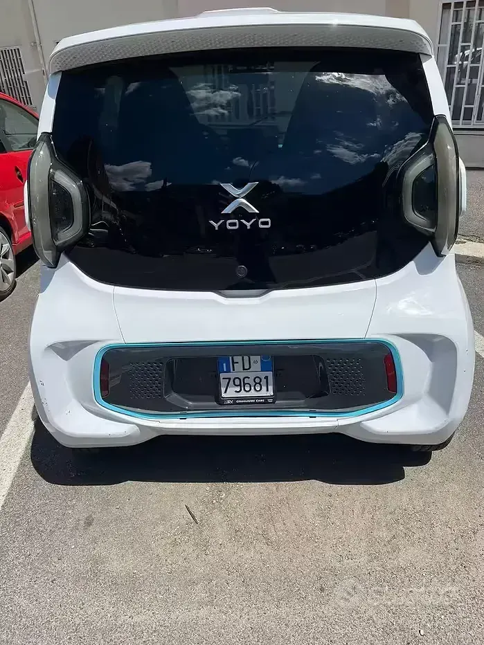 Usata XEV Yoyo 7 kW (10 CV) 2023 Bianco Utilitaria