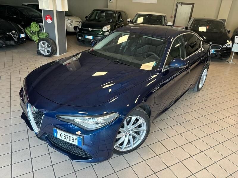 Blu Usata 2018 Alfa Romeo Giulia Veloce Tre volumi | 18.900 € (Super prezzo) - Immagine 1/4