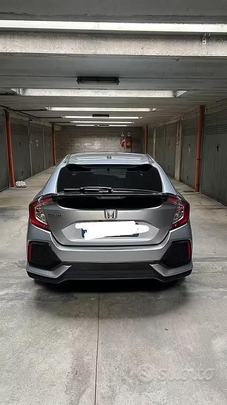 Usata Honda Civic Elegance 126 CV (92 kW) 2019 Grigio Berlina