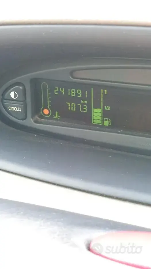 Usata Citroën Xsara Picasso 2000 Grigio Monovolume