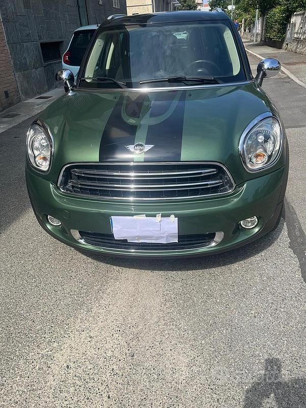 Usata 2015 Mini Countryman SUV | 10.900 € (Cara) - Immagine 1/4