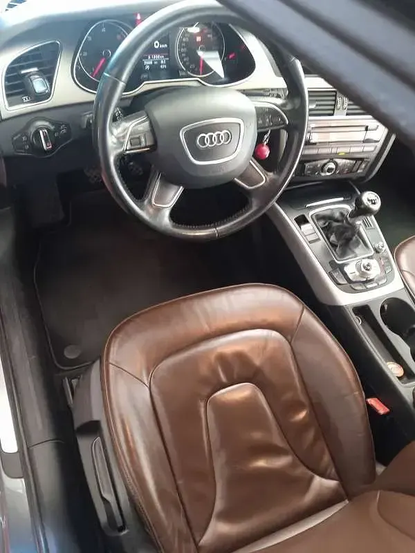 Usata Audi A4 Business Plus 143 CV (105 kW) 2013 Grigio Station wagon