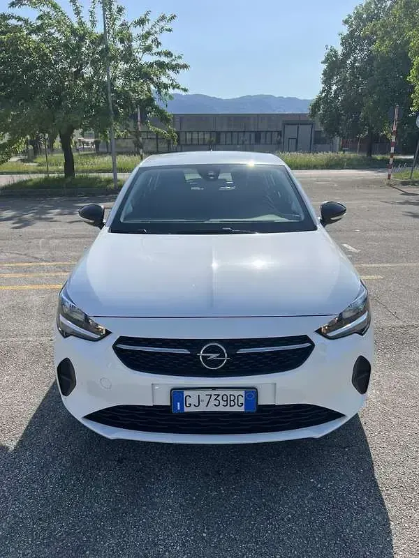 Usata Opel Corsa Edition 75 CV (55 kW) 2022 Utilitaria