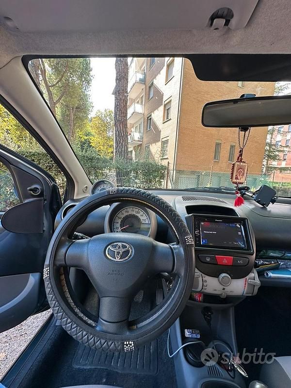 Usata Toyota Aygo 68 CV (50 kW) 2007 Utilitaria