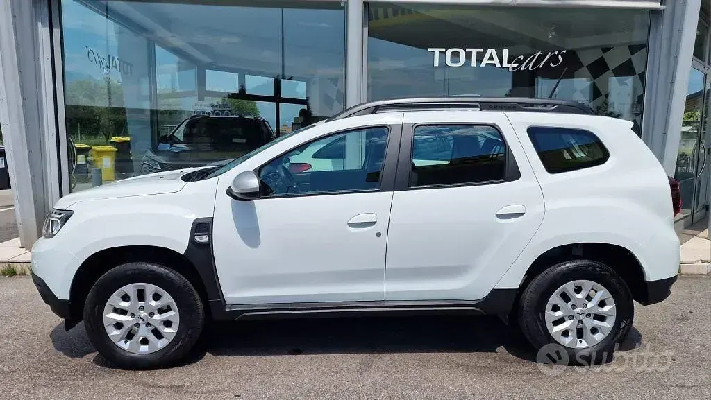 Usata Dacia Duster Expression 116 CV (85 kW) 2024 Bianco pastello SUV