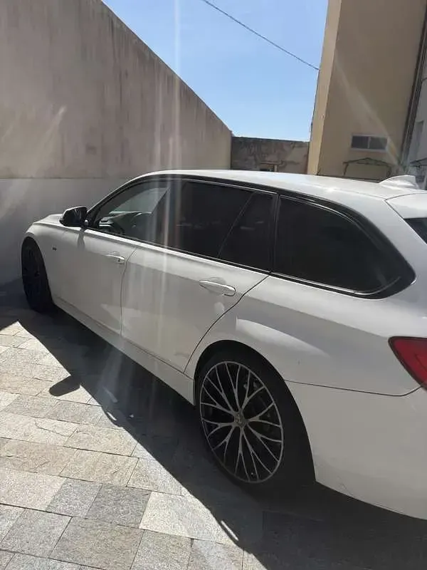 Usata BMW 320 Sport Line 163 CV (119 kW) 2013 Bianco Station wagon