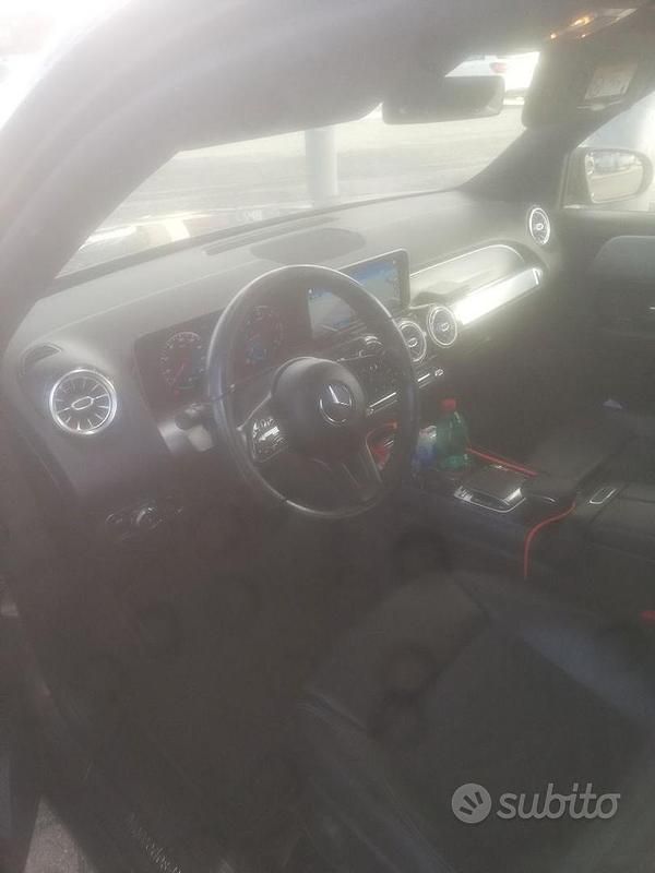 Usata Mercedes GLB180 2022 Verde SUV