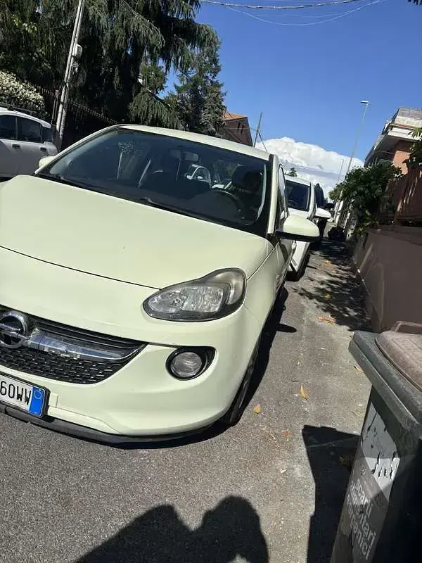 Usata Opel Adam 69 CV (50 kW) 2013 Bianco Utilitaria