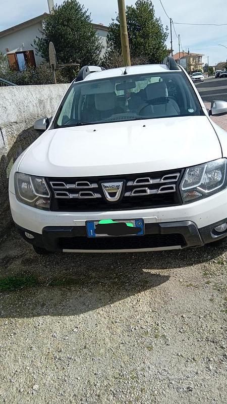 Usata Dacia Duster 110 CV (80 kW) 2014 Bianco SUV