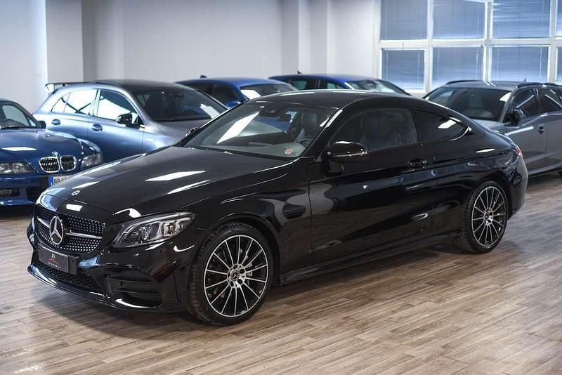 Usata Mercedes C220 Premium Plus 194 CV (142 kW) 2020 Nero Coupé