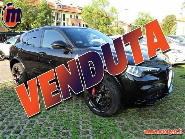 Usata Alfa Romeo Stelvio Quadrifoglio 510 CV (375 kW) 2018 Nero SUV