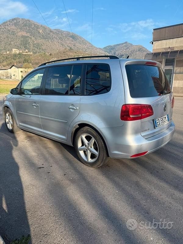 Usata VW Touran 105 CV (77 kW) 2011 Monovolume