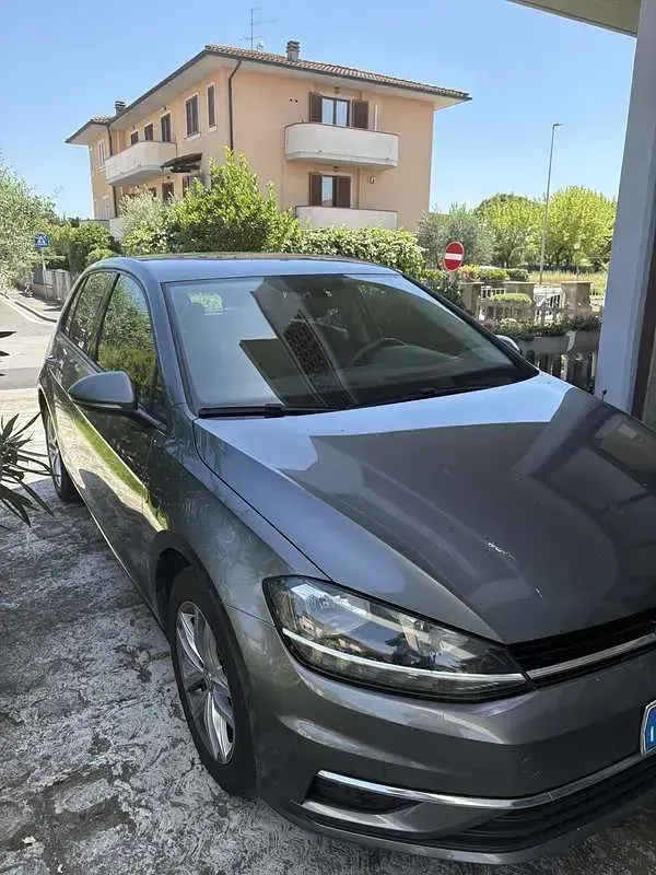 Usata VW Golf VII Business 116 CV (85 kW) 2019 Berlina