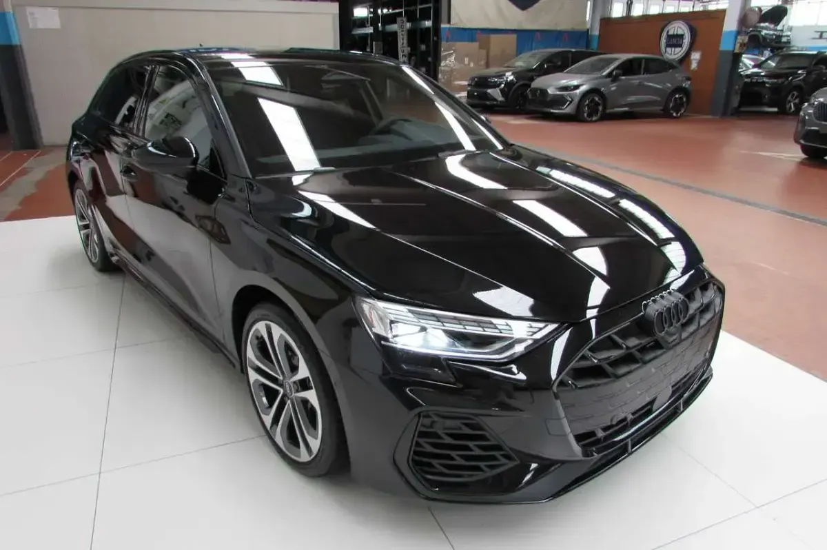Nuova Audi S3 Ambiente 333 CV (244 kW) 2026 Nero Berlina