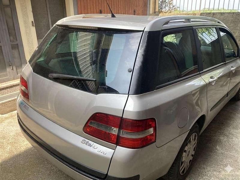 Usata Fiat Stilo 116 CV (85 kW) 2003 Grigio Station wagon