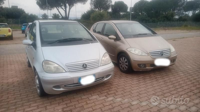 Usata Opel Meriva Cosmo 74 CV (54 kW) 2009 Grigio Monovolume