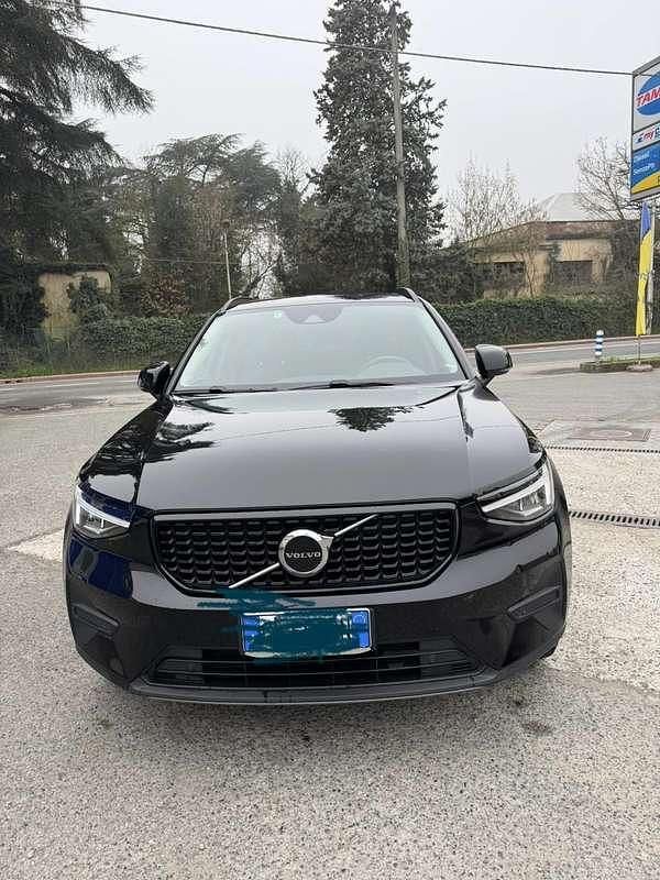 Usata Volvo XC40 Core 129 CV (94 kW) 2022 SUV
