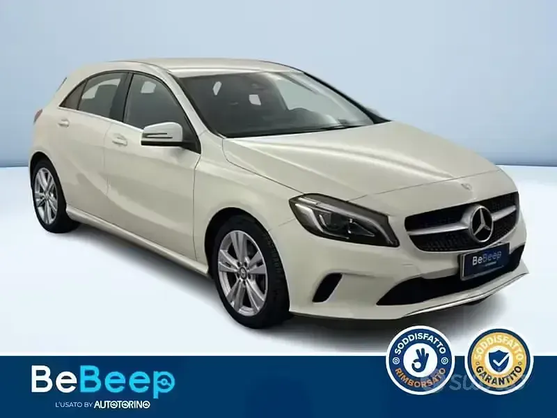 Usata Mercedes A200 136 CV (100 kW) 2017 Bianco Berlina