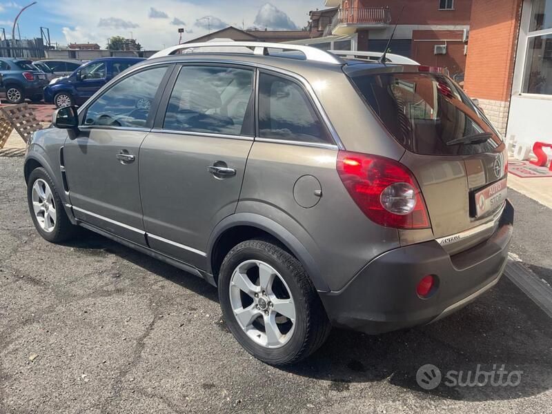 Marrone Usata 2007 Opel Antara Cosmo SUV | 6350 € (Cara) - Immagine 1/4