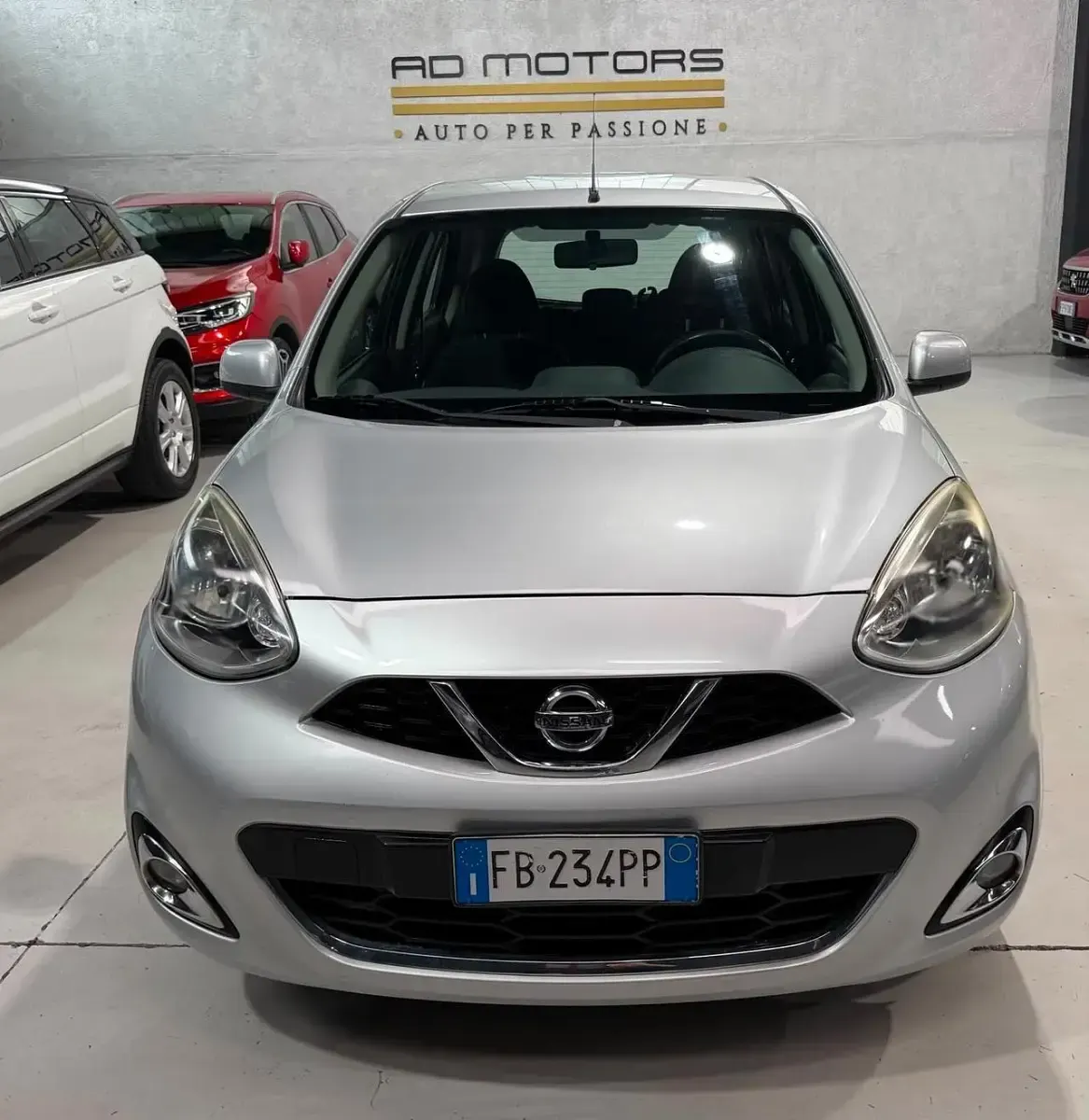 Usata Nissan Micra 80 CV (58 kW) 2015 Argento Utilitaria