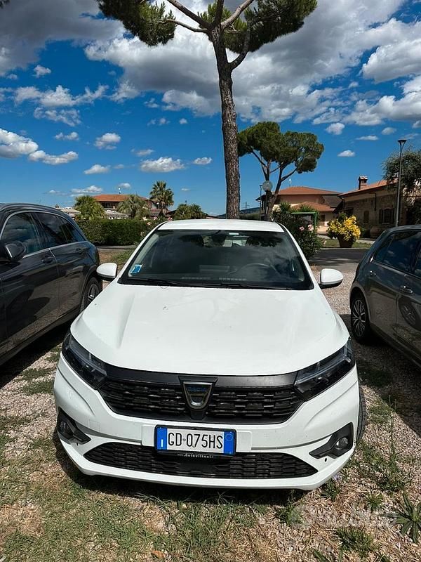 Usata Dacia Sandero 90 CV (66 kW) 2021 Bianco Utilitaria