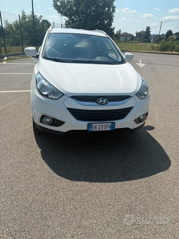 Usata Hyundai ix35 135 CV (99 kW) 2011 Bianco SUV