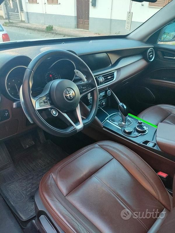 Usata Alfa Romeo Stelvio 210 CV (154 kW) 2017 SUV