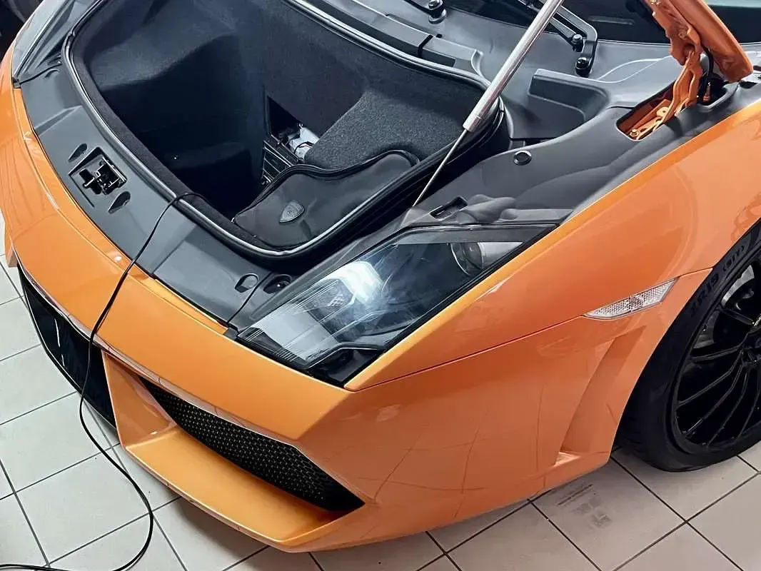 Usata Lamborghini Gallardo 560 CV (411 kW) 2011 Arancione Coupé
