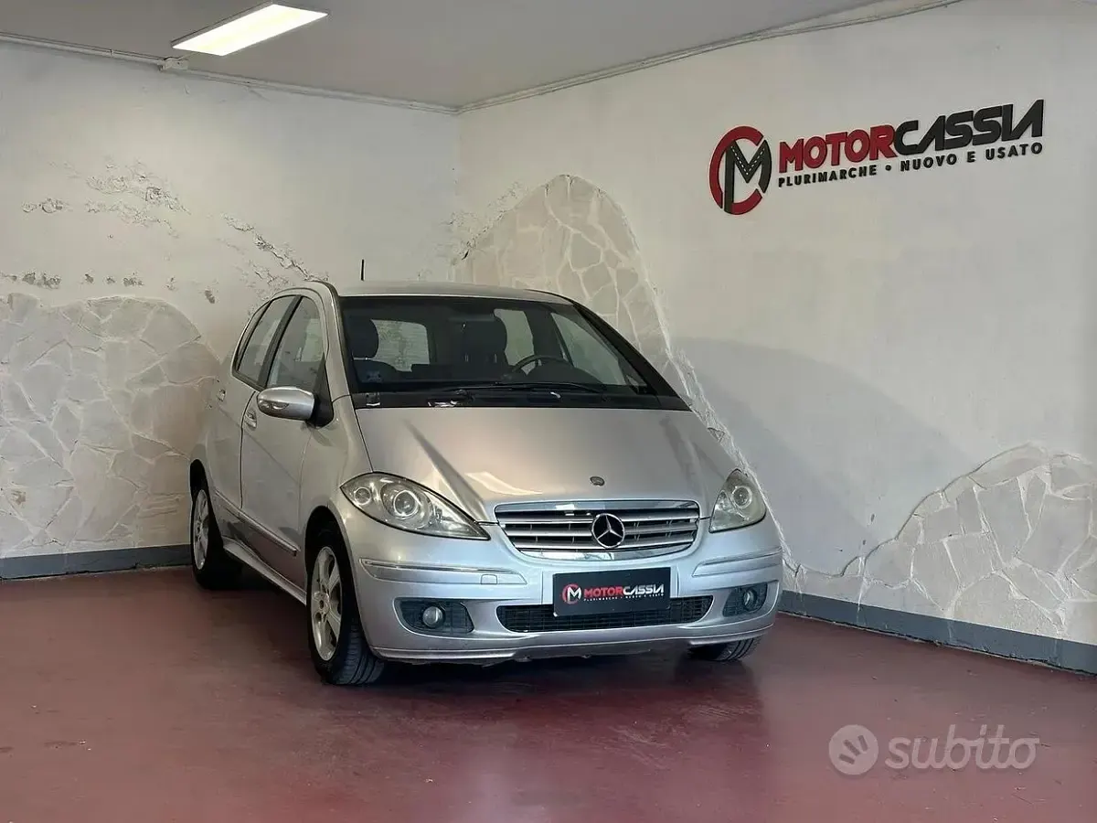Usata Mercedes A180 Elegance 109 CV (80 kW) 2008 Grigio Berlina