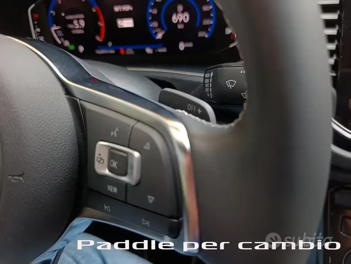 Usata VW T-Roc Style 150 CV (110 kW) 2021 Grigio SUV