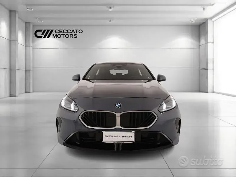 Usata BMW 120 M Sport 150 CV (110 kW) 2025 Grigio Utilitaria