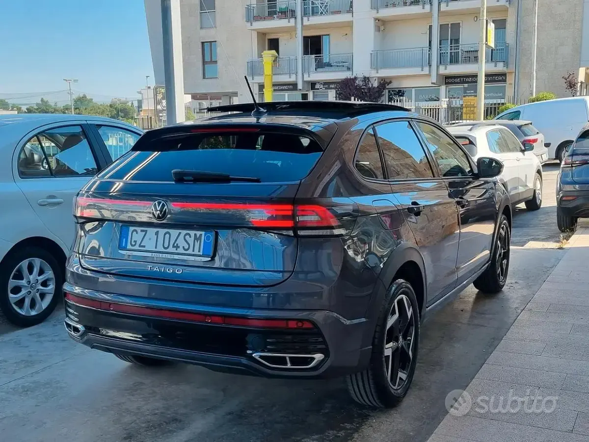 Usata VW Taigo R-line 116 CV (85 kW) 2025 Grigio SUV