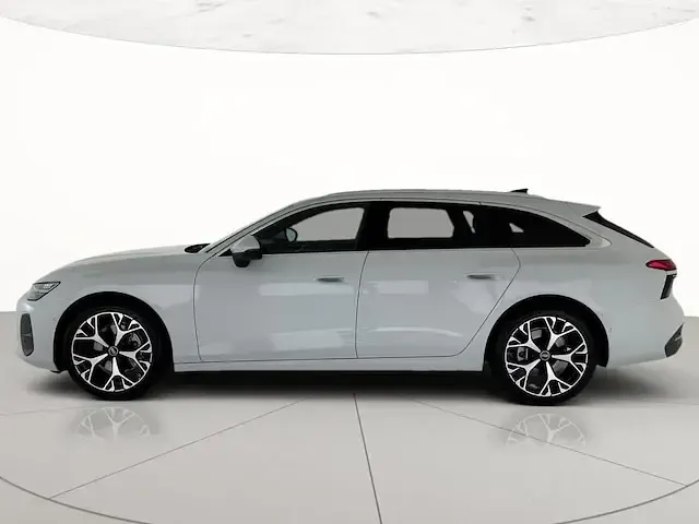 Nuova Audi A6 Advanced Plus 204 CV (150 kW) 2026 Bianco ghiacciaio metallizzato Station wagon