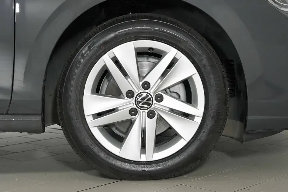 Usata VW Golf VIII 115 CV (84 kW) 2025